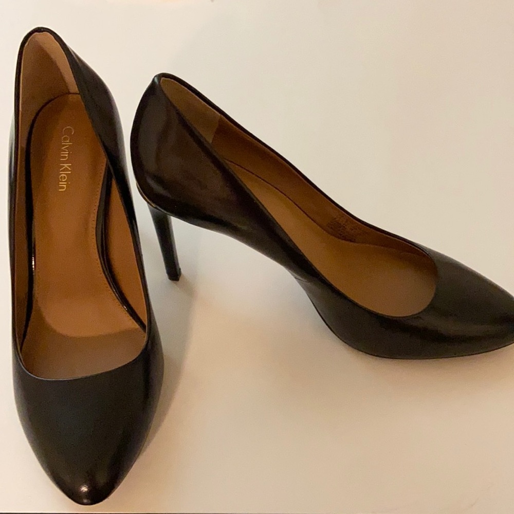 Calvin Klein Pumps